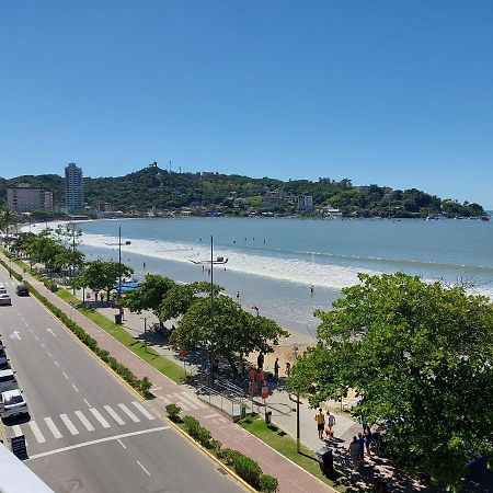 Apartamento De Cobertura Frente Para O Mar Itapema Exterior foto