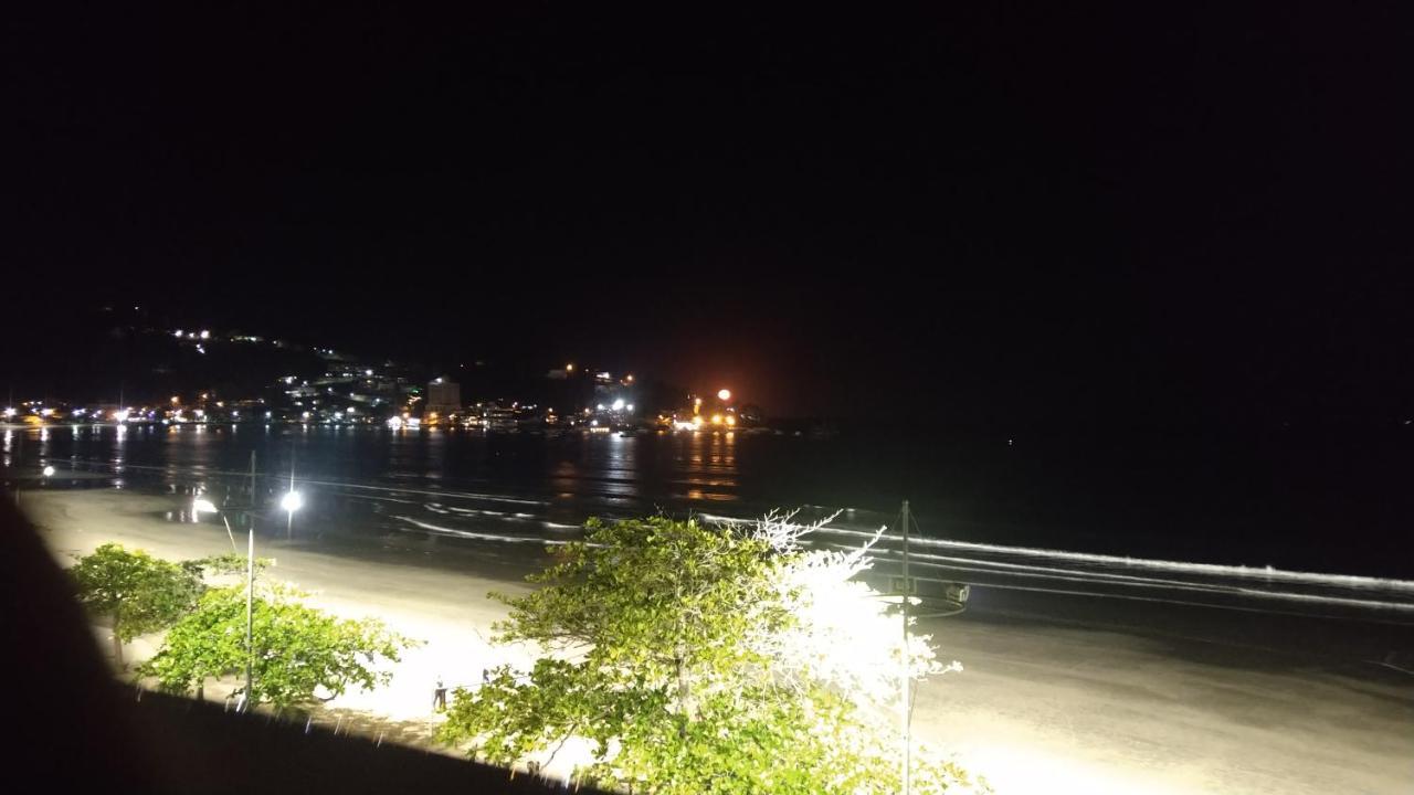 Apartamento De Cobertura Frente Para O Mar Itapema Exterior foto
